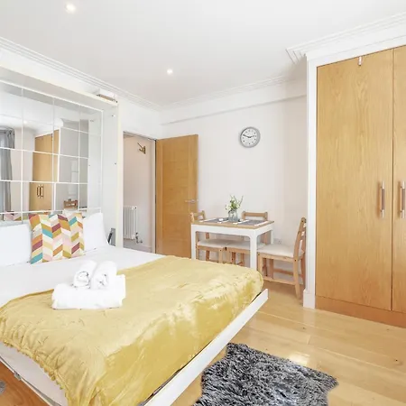 The Hyde Park Corner Apartment London Exterior photo