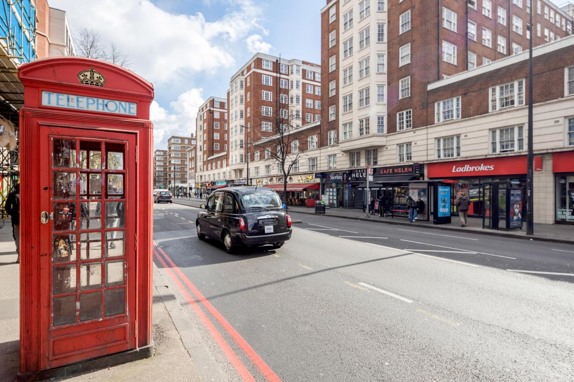 The Hyde Park Corner London