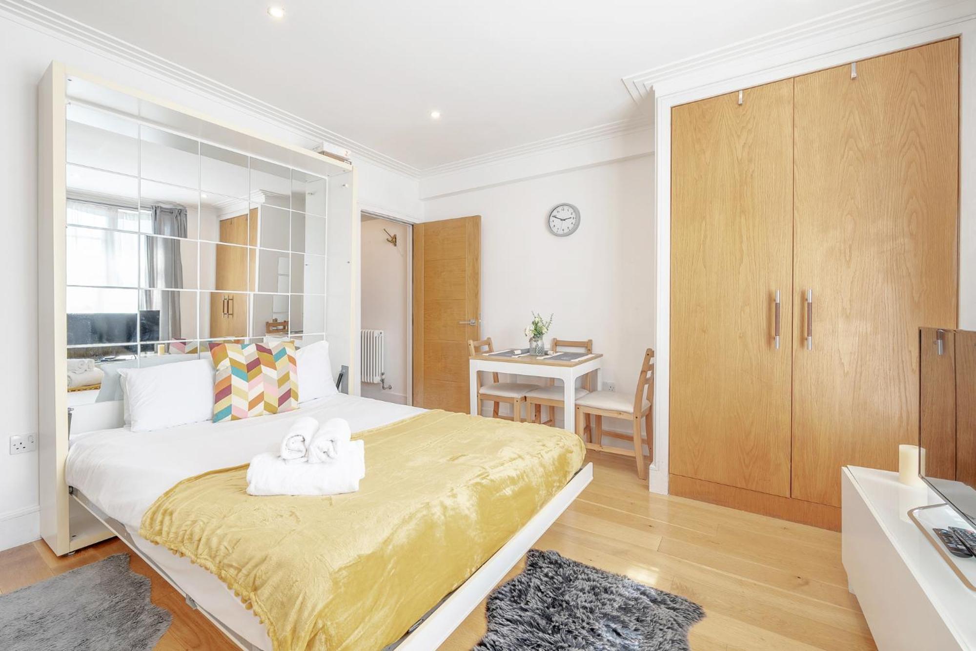 The Hyde Park Corner Apartment London